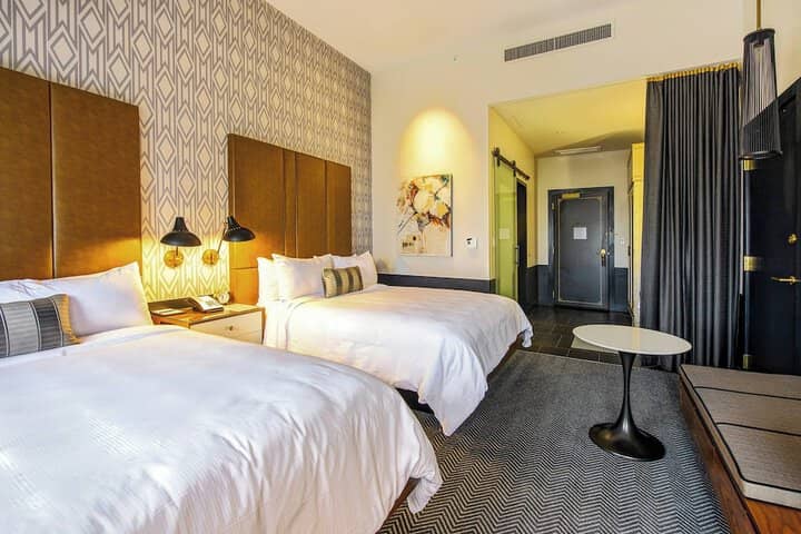Room 8 of 42